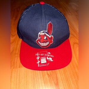 VINTAGE CLEVELAND INDIANS SNAP BACK HAT…”TWINS” brand